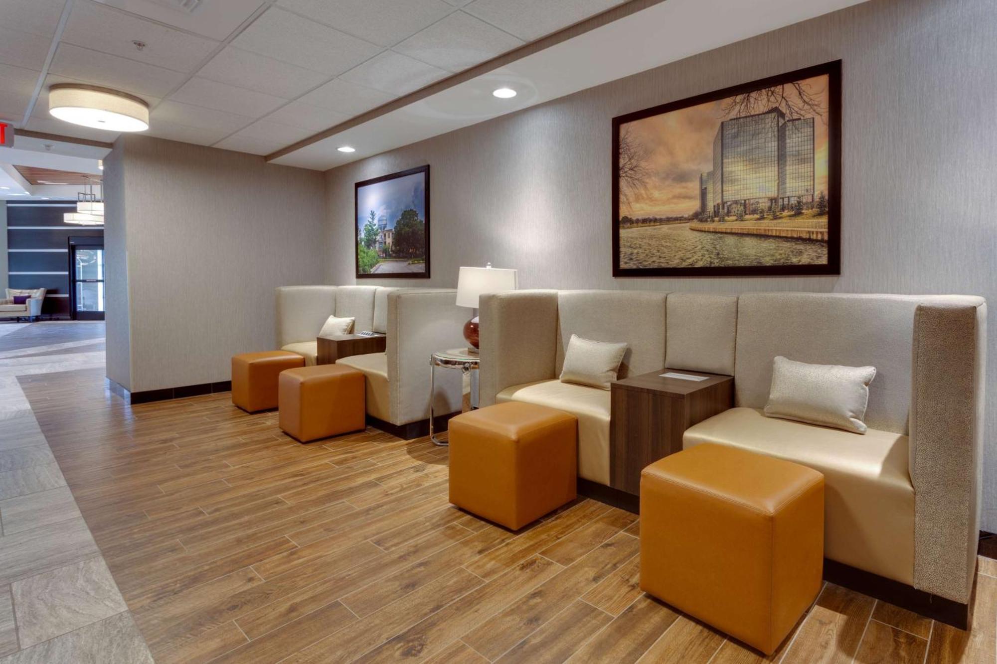 Drury Inn & Suites โอเวอร์แลนด์พาร์ค ภายนอก รูปภาพ