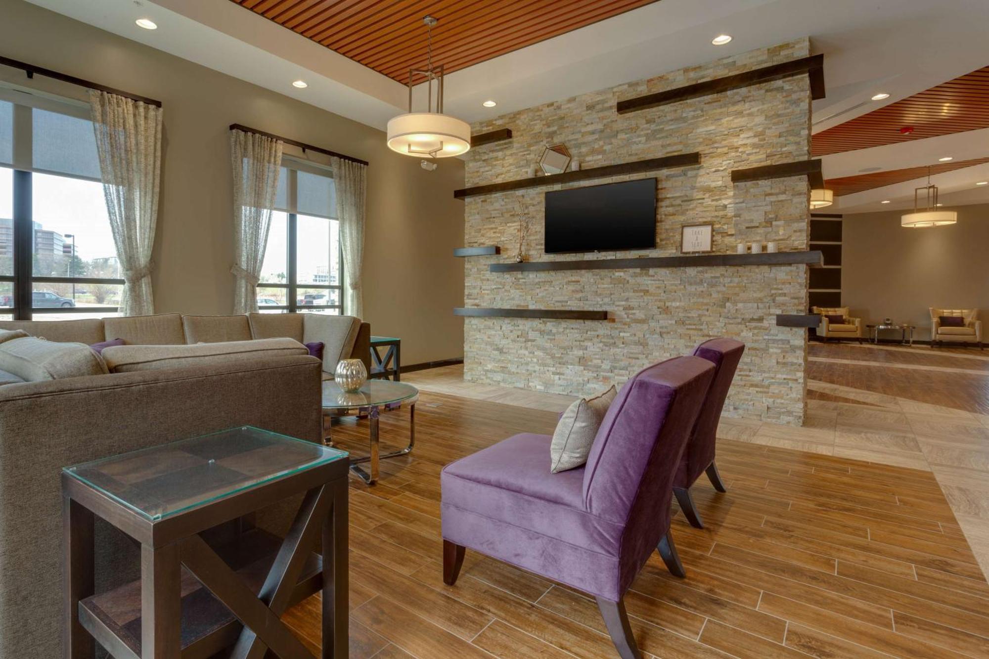 Drury Inn & Suites โอเวอร์แลนด์พาร์ค ภายนอก รูปภาพ